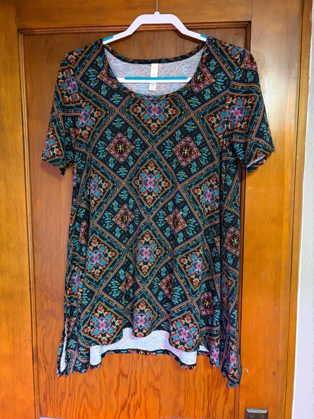 LulaRoe Small Perfect T Boho Diamond Print Short Sleeve Top - Black Multicolor